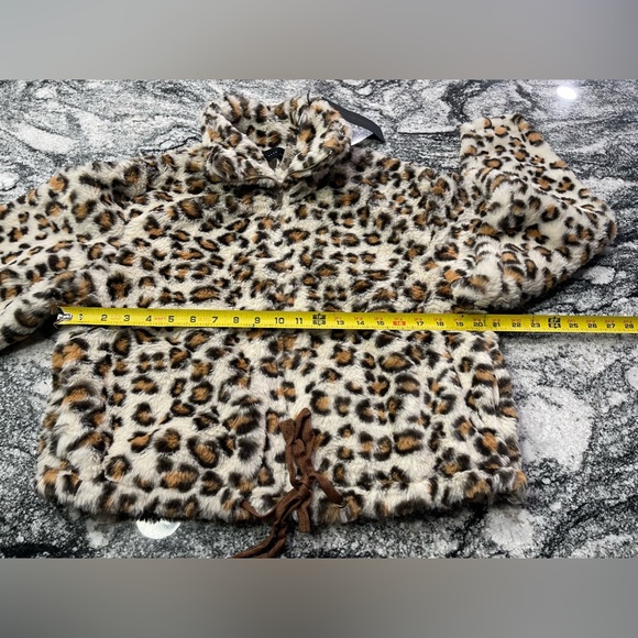 Victoria’s Secret Know One Cares Faux Fur Bomber Jacket - Picture 12 of 13